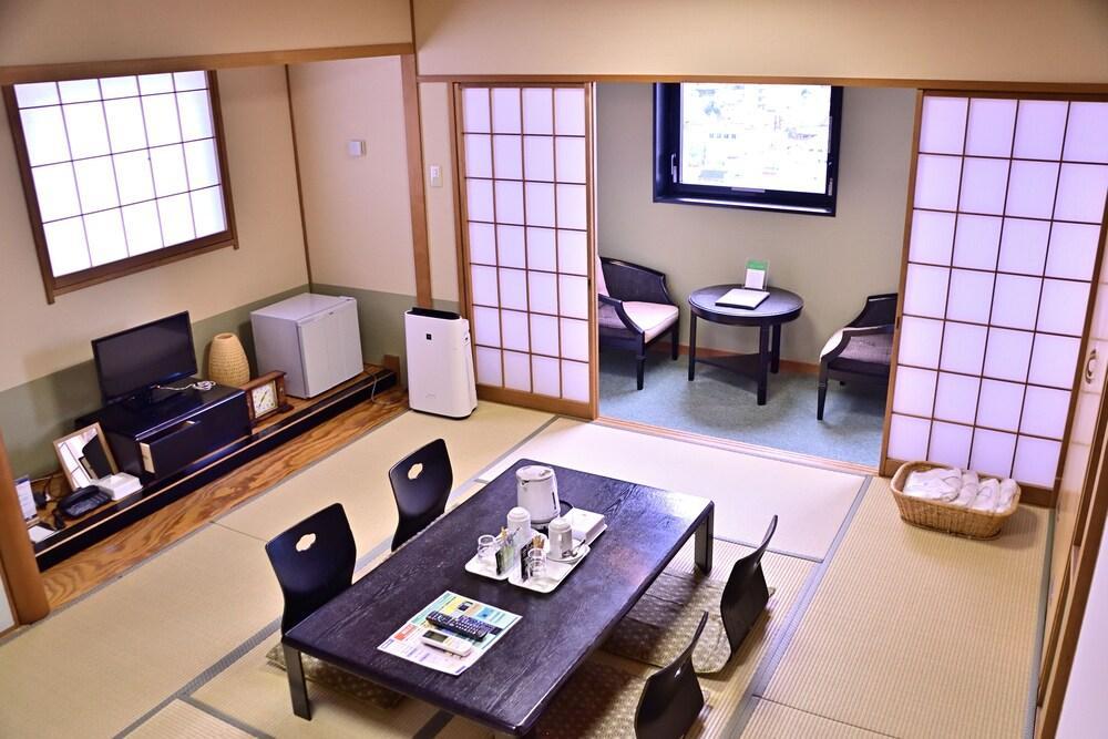 Takasaki Urban Hotel Kültér fotó